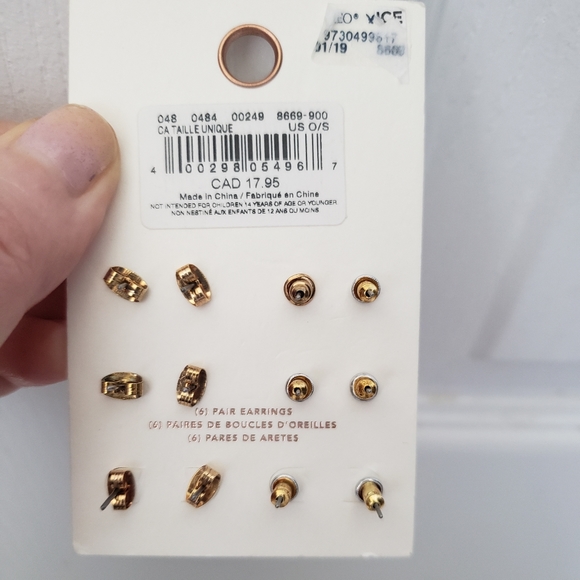 SOLD New! 6 pack lot of stud earrings - Picture 2 of 2